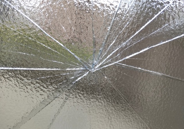 台風で一番リスクを受けやすいのは窓!?