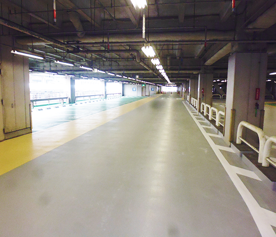 施工事例　 東京国際空港立体駐車場 床面防水工事